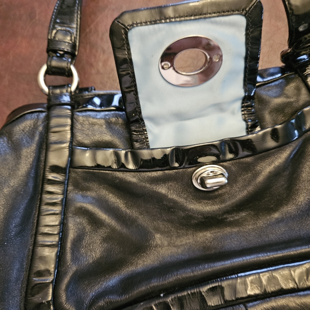 Coach Cricket Vintage 2009 Medium Black Satchel - Picture 16 of 17